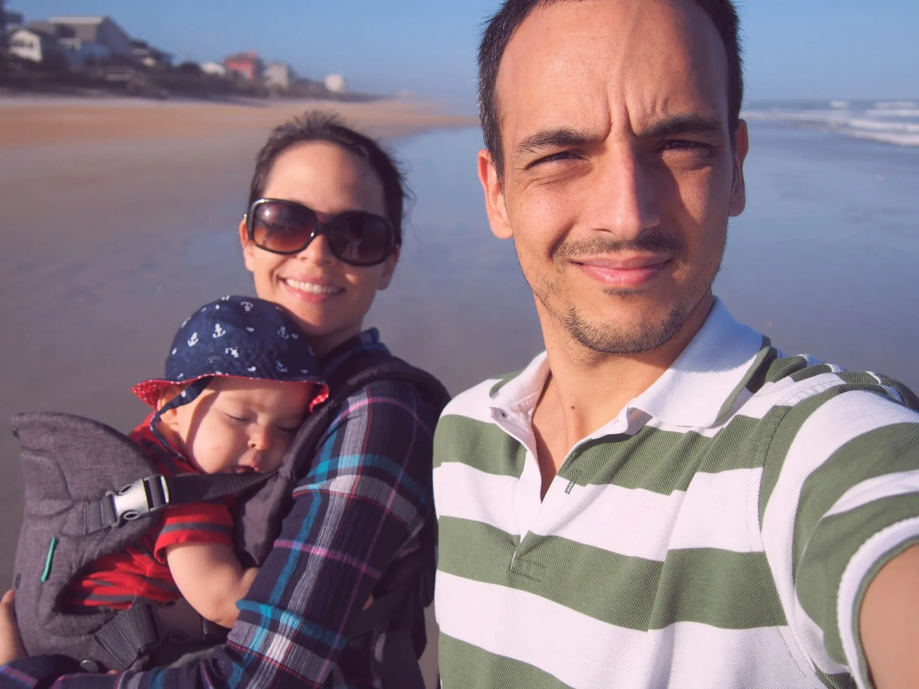 Dr. María Camila Echavarría with her family at the beach